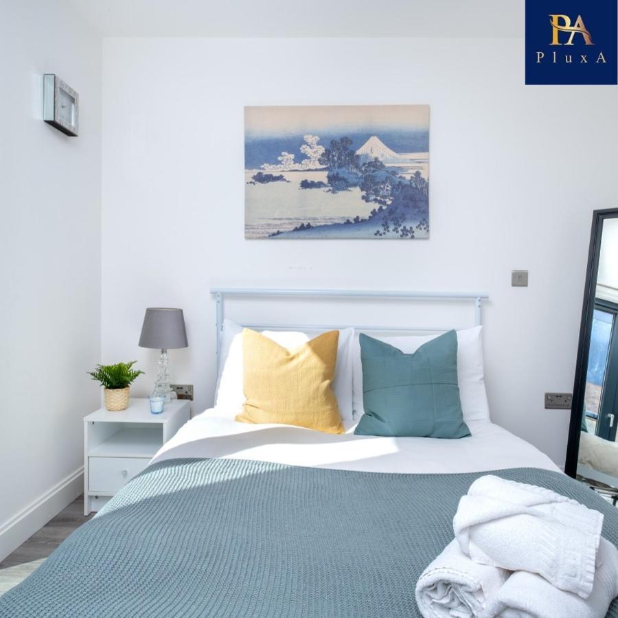 Pluxa Vivid Veranda Beautiful City Centre Apartment With Free Parking 伯明翰 外观 照片