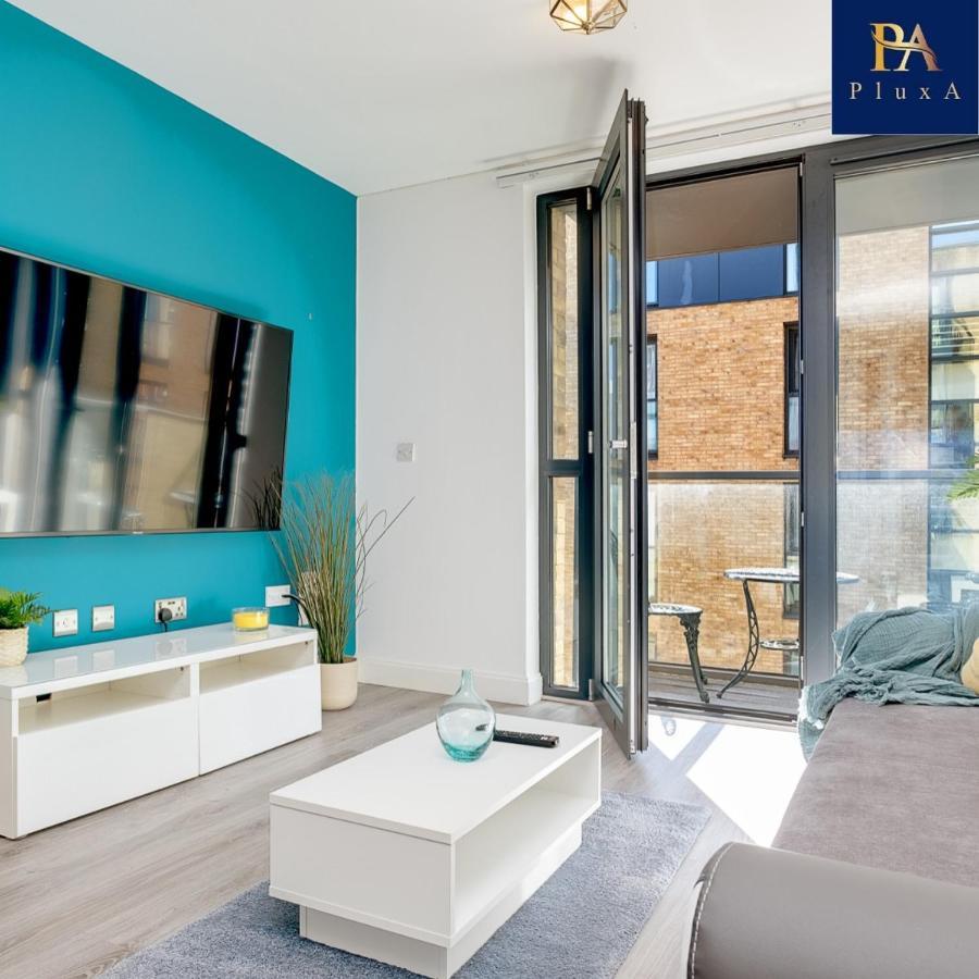 Pluxa Vivid Veranda Beautiful City Centre Apartment With Free Parking 伯明翰 外观 照片