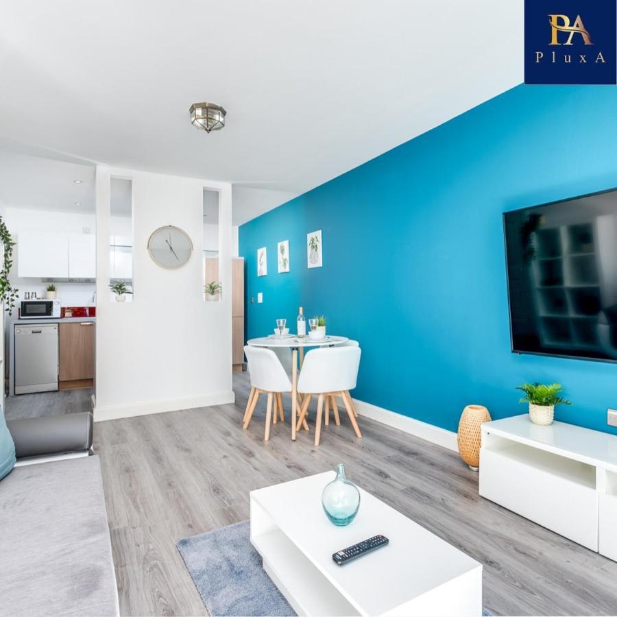 Pluxa Vivid Veranda Beautiful City Centre Apartment With Free Parking 伯明翰 外观 照片