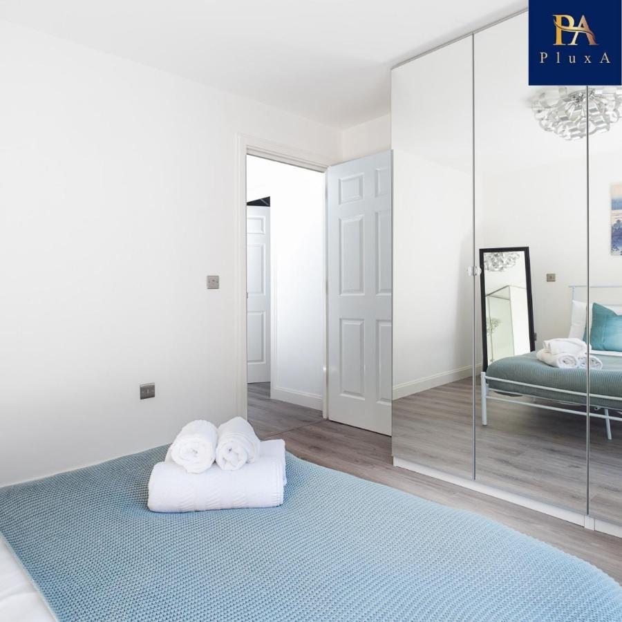 Pluxa Vivid Veranda Beautiful City Centre Apartment With Free Parking 伯明翰 外观 照片